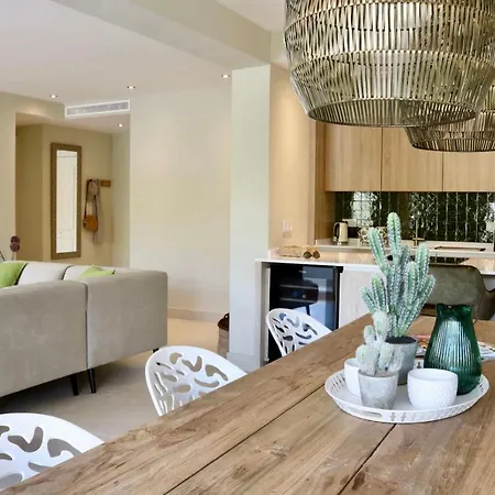 Jardines Del Mar ,casa Apolonia アパート マルベーリャ